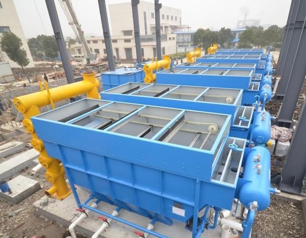 Dissolved air flotation  DAF Clarifier for solid - liquid or liquid - liquid separation
